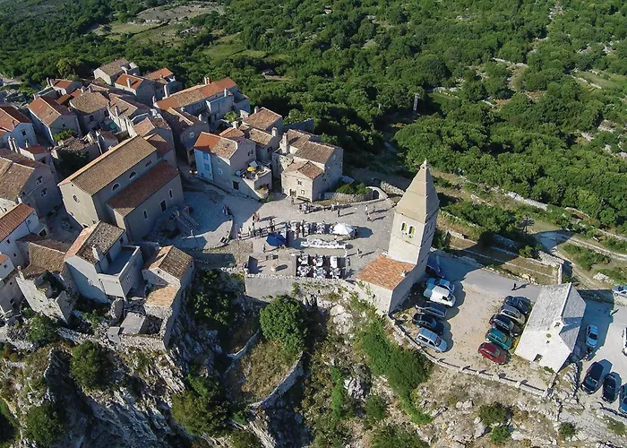 Gorgeous In With Wifi